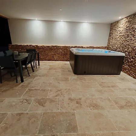 De Marcel Hébergement de vacances *